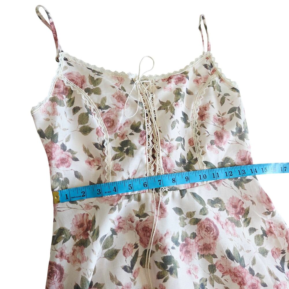 Cider Scoop Neckline Ditsy Floral Lace Trim Tiered Midi Dress Cream Medium - Picture 5 of 9